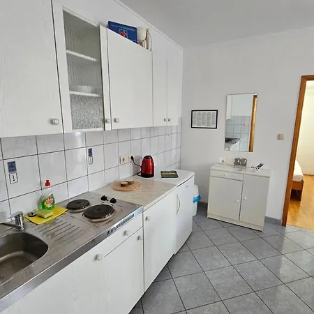 Apartment Marketic *